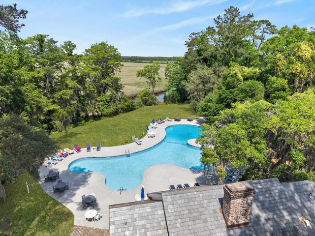 62 Makepeace Pl., Pawleys Island, SC 29585