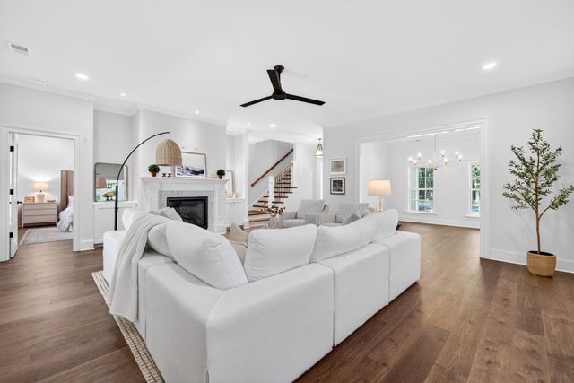 62 Makepeace Pl., Pawleys Island, SC 29585