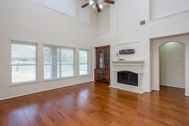 3002 Birch Landing Court, Pearland, TX 77584