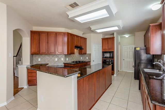 3002 Birch Landing Court, Pearland, TX 77584