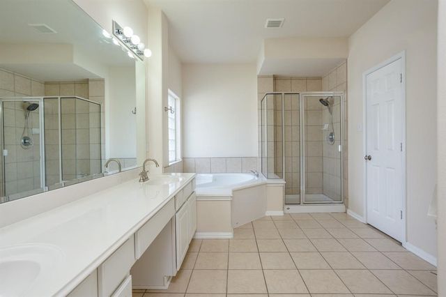 3002 Birch Landing Court, Pearland, TX 77584