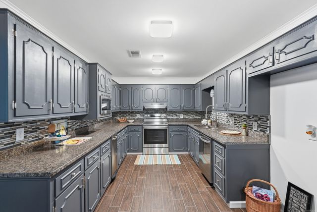 2408 Seminole Trl, North Little Rock, AR 72116