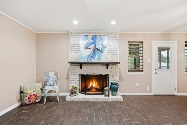 2408 Seminole Trl, North Little Rock, AR 72116