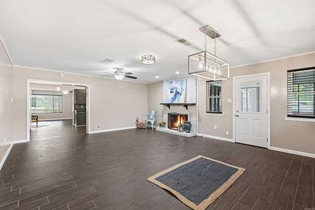 2408 Seminole Trl, North Little Rock, AR 72116