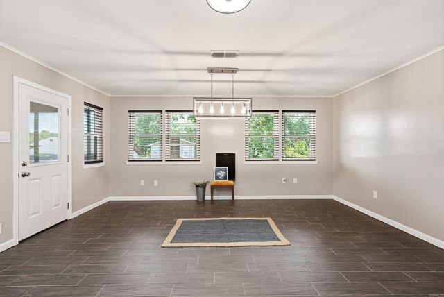 2408 Seminole Trl, North Little Rock, AR 72116