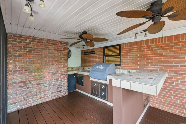 2408 Seminole Trl, North Little Rock, AR 72116