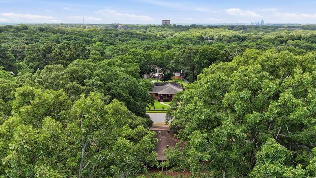 2408 Seminole Trl, North Little Rock, AR 72116