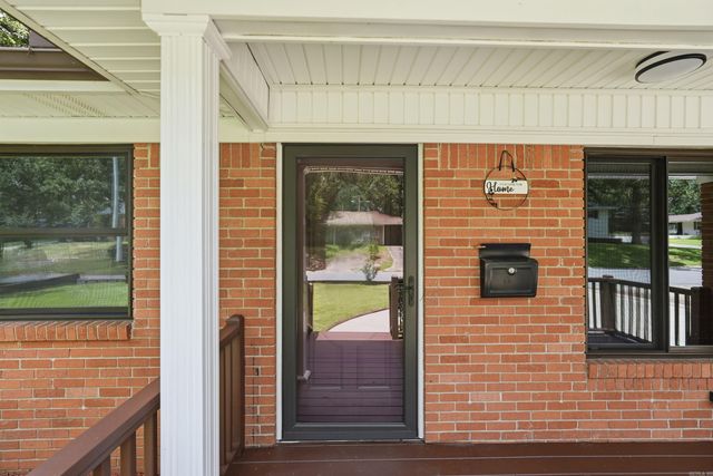 2408 Seminole Trl, North Little Rock, AR 72116