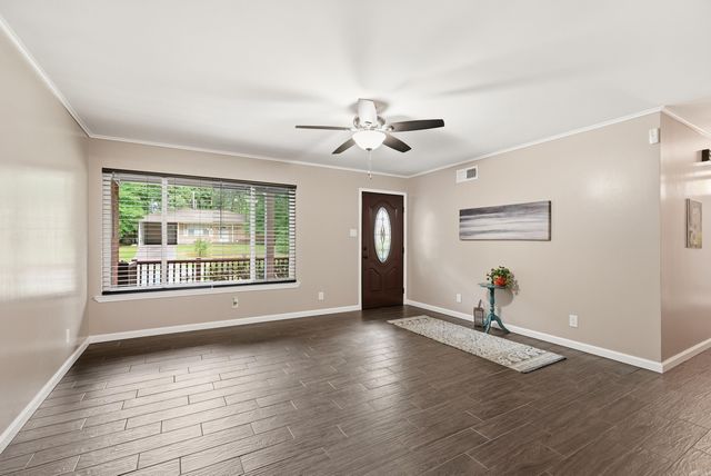 2408 Seminole Trl, North Little Rock, AR 72116
