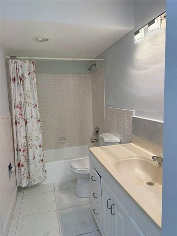 1817 S Ocean Dr 824, Hallandale Beach, FL 33009