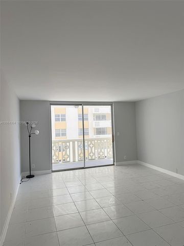 1817 S Ocean Dr 824, Hallandale Beach, FL 33009