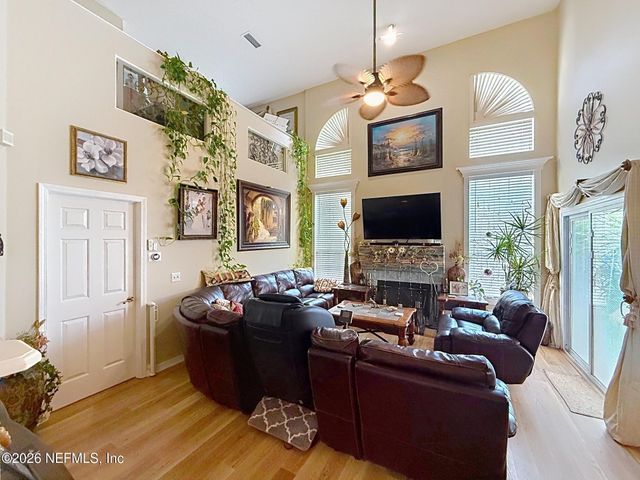 12062 SAVERIO Lane, Jacksonville, FL 32225