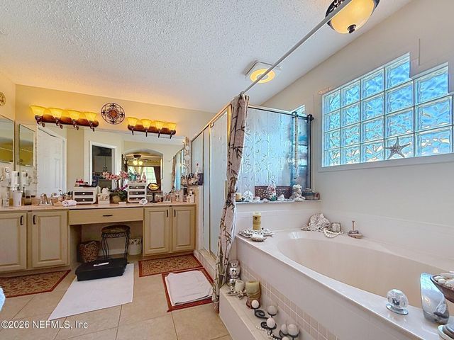 12062 SAVERIO Lane, Jacksonville, FL 32225