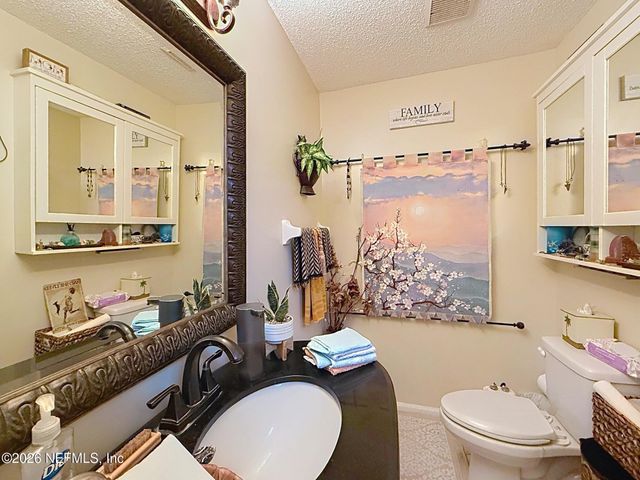 12062 SAVERIO Lane, Jacksonville, FL 32225