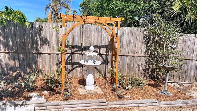 12062 SAVERIO Lane, Jacksonville, FL 32225