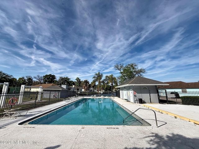 12062 SAVERIO Lane, Jacksonville, FL 32225