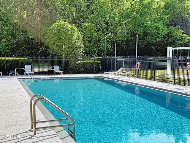 12062 SAVERIO Lane, Jacksonville, FL 32225