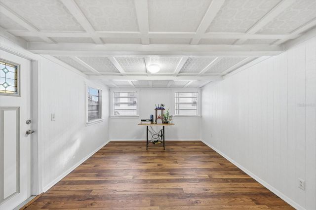 12031 E OLD HILLSBOROUGH AVENUE, Seffner, FL 33584