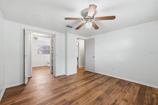 12031 E OLD HILLSBOROUGH AVENUE, Seffner, FL 33584