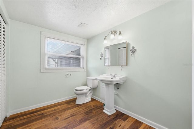 12031 E OLD HILLSBOROUGH AVENUE, Seffner, FL 33584