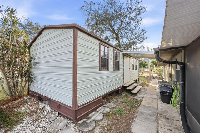 12031 E OLD HILLSBOROUGH AVENUE, Seffner, FL 33584