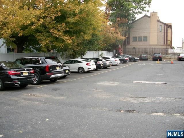 1605 John 121, Fort Lee, NJ 07024