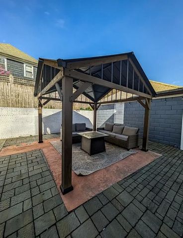 364 Academy Avenue 1, Providence, RI 02908