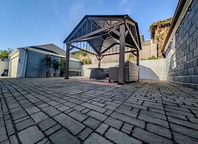 364 Academy Avenue 1, Providence, RI 02908