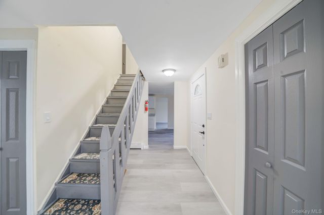 20 Matsunaye Drive, Medford, NY 11763