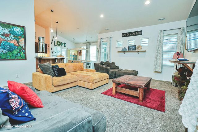 447 Satchel DR, Spirit Lake, ID 83869
