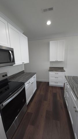 18081806 1804,1802 Arbor Hills Drive, Cleveland, TN 37323