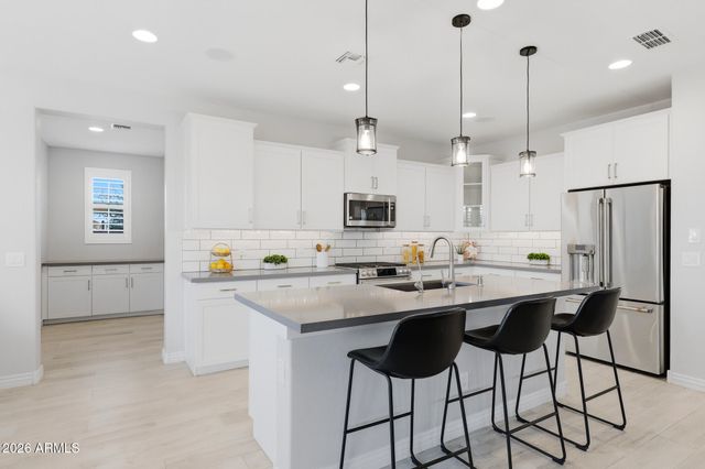 25509 N 140TH Drive, Surprise, AZ 85387