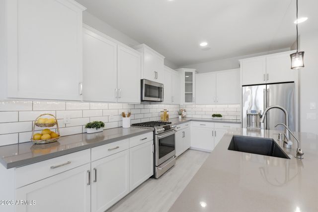 25509 N 140TH Drive, Surprise, AZ 85387