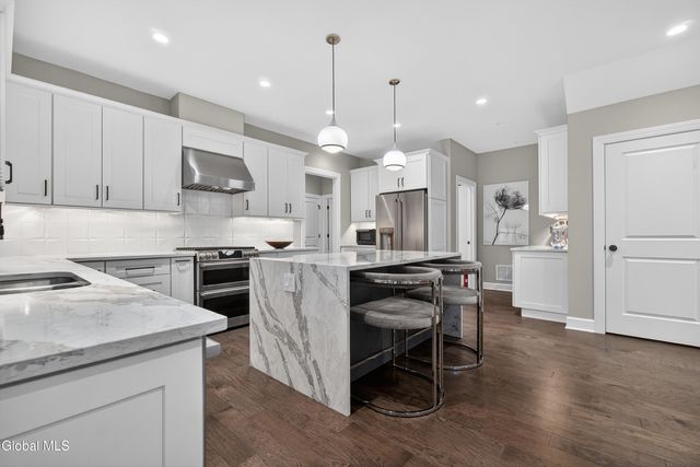 10 Jennifer Lane, Milton, NY 12020