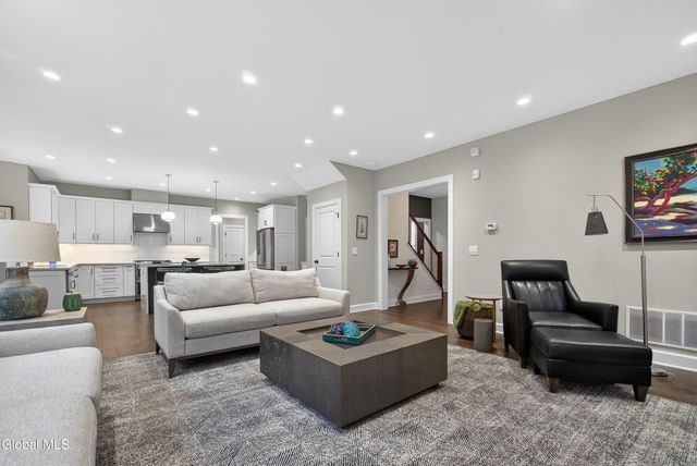 10 Jennifer Lane, Milton, NY 12020