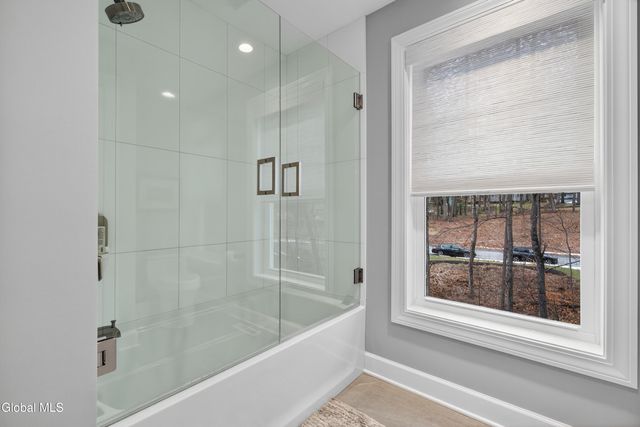 10 Jennifer Lane, Milton, NY 12020