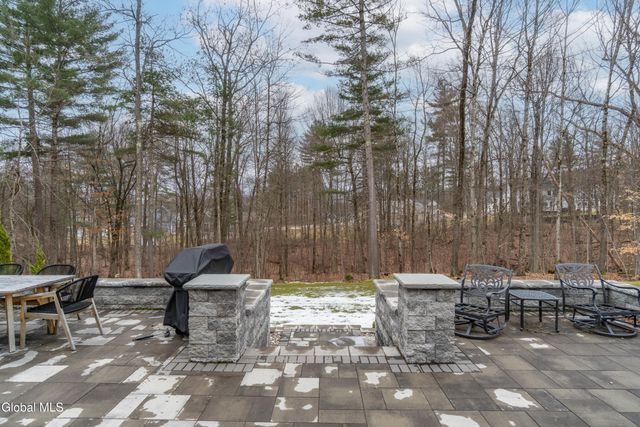 10 Jennifer Lane, Milton, NY 12020