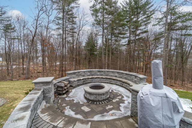 10 Jennifer Lane, Milton, NY 12020