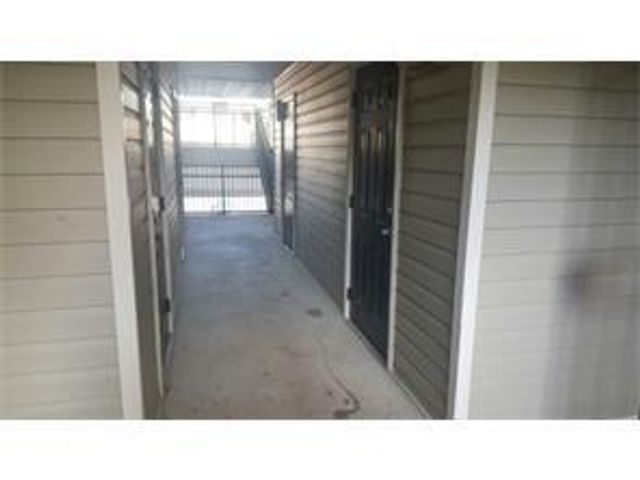 14204 Fairington Ridge Circle, Lithonia, GA 30038