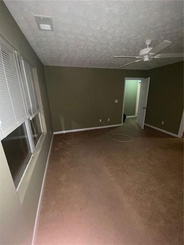14204 Fairington Ridge Circle, Lithonia, GA 30038