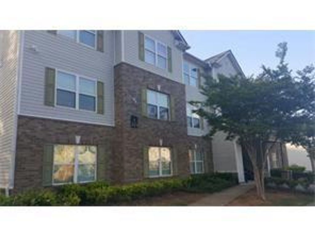 14204 Fairington Ridge Circle, Lithonia, GA 30038