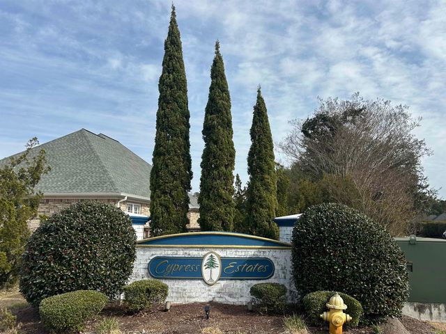 219 Cypress Estates Dr., Murrells Inlet, SC 29576