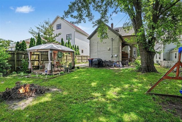 41 E 14th Street, Holland, MI 49423