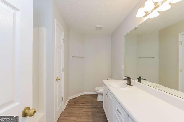 2725 Lenora Springs Drive, Snellville, GA 30039