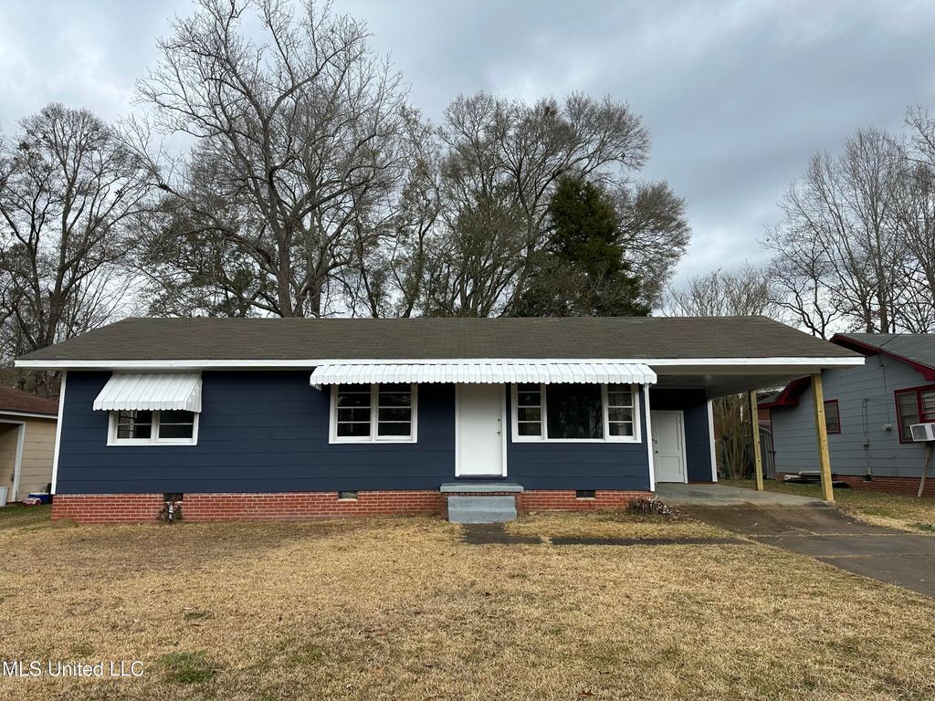 2152 Second Street, Natchez, MS 39120