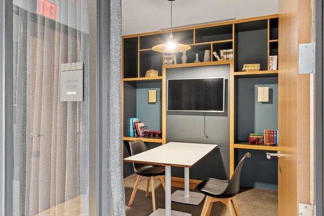 375 Canal St 703R, Somerville, MA 02145