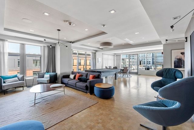375 Canal St 703R, Somerville, MA 02145