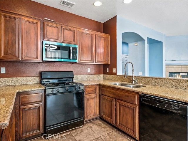 14400 Jeremiah, Adelanto, CA 92301