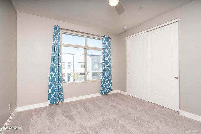 1977 W Kinfield Trail, Phoenix, AZ 85085