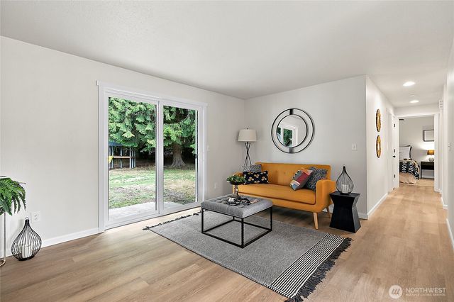 12404 213th Avenue E, Bonney Lake, WA 98391